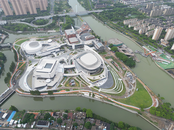 0112【尊龙凯时安装投稿官网】尊龙凯时安装参建的江阴国乐岛项目顺利竣工开岛.png
