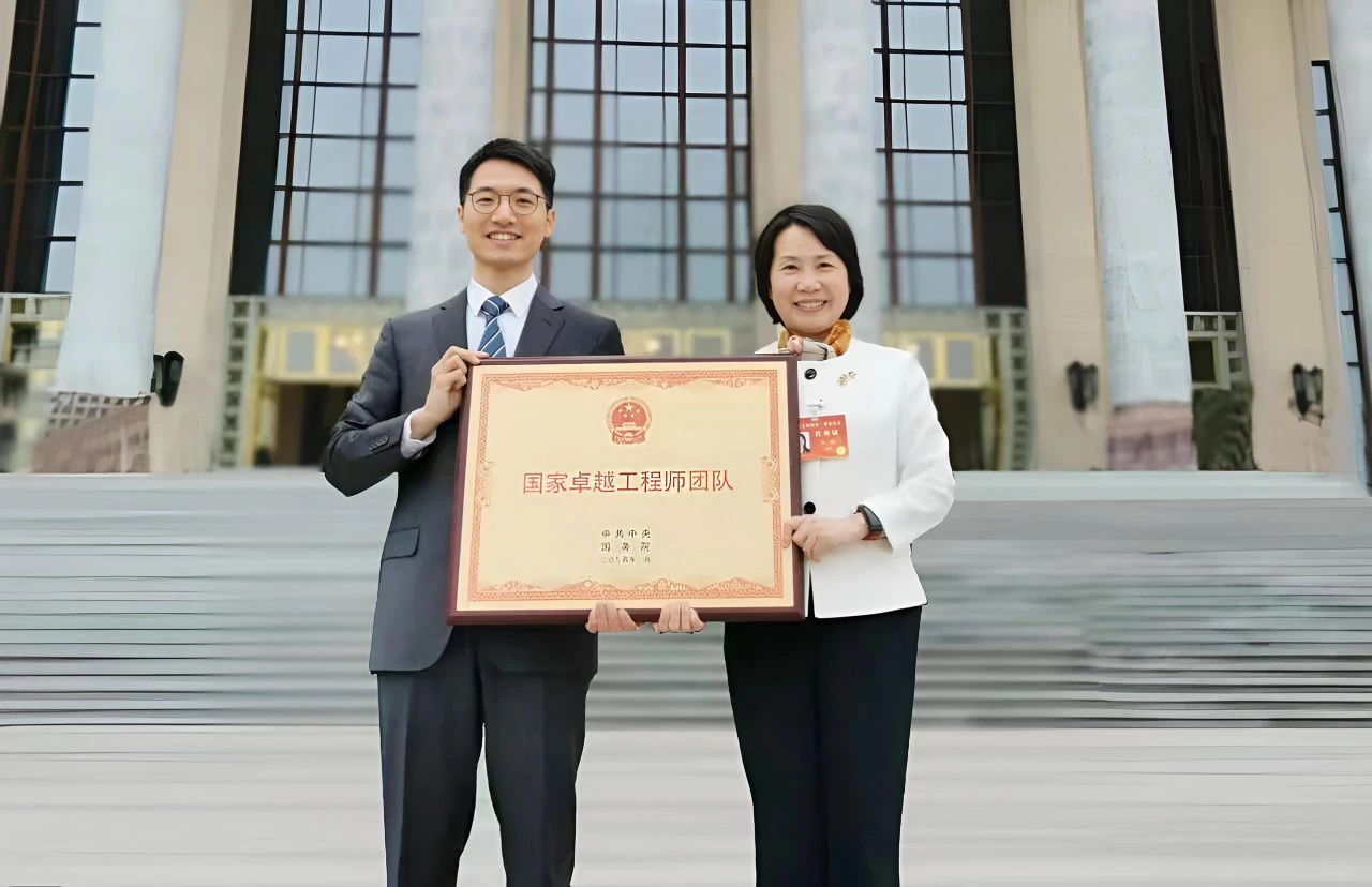 冯远016.jpg
